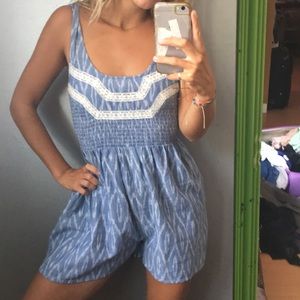 Never worn O’Neill romper